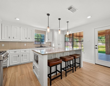 11507 Oak Valley Drive - Photo Thumbnail 25