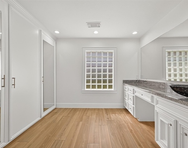 11507 Oak Valley Drive - Photo Thumbnail 29