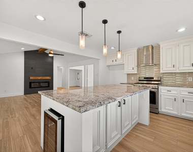 11507 Oak Valley Drive - Photo Thumbnail 17