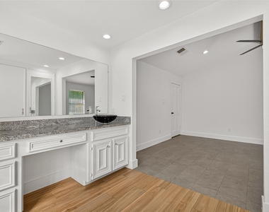 11507 Oak Valley Drive - Photo Thumbnail 32
