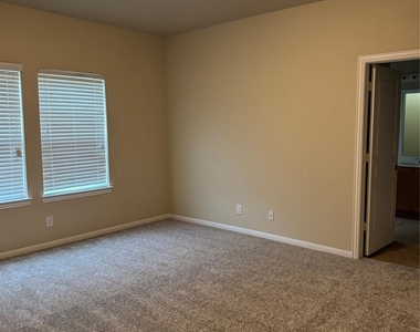 8127 Almera Falls - Photo Thumbnail 9
