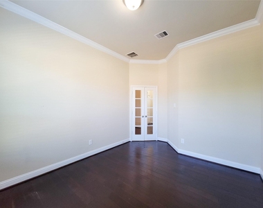 4102 Astoria Manor Lane - Photo Thumbnail 19