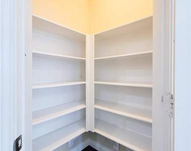 4102 Astoria Manor Lane - Photo Thumbnail 13