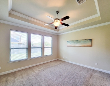 4102 Astoria Manor Lane - Photo Thumbnail 27