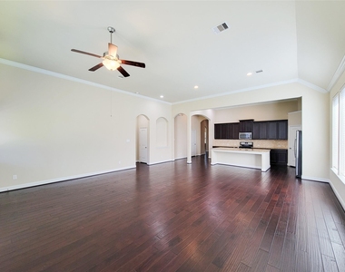 4102 Astoria Manor Lane - Photo Thumbnail 15