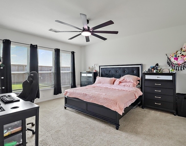 14411 Black Cherry Hills Street - Photo Thumbnail 13