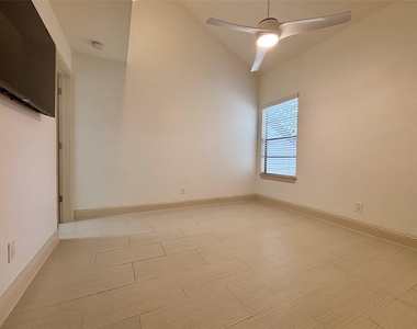 12900 Walden Road - Photo Thumbnail 9