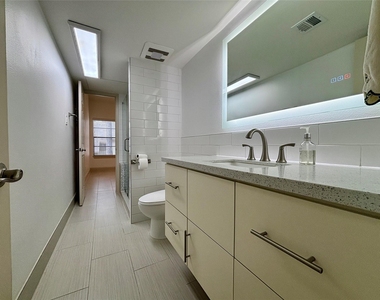 12900 Walden Road - Photo Thumbnail 10