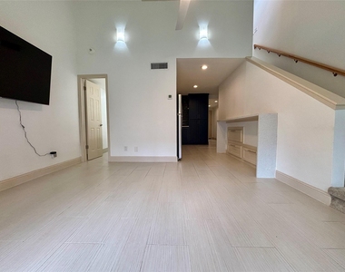 12900 Walden Road - Photo Thumbnail 22