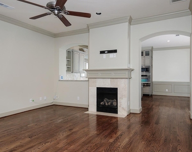 514 Cortlandt Street - Photo Thumbnail 18