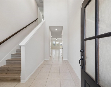 756 Lake Lacosta Dr - Photo Thumbnail 6