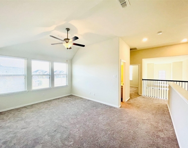 1915 Orchard Berry Lane - Photo Thumbnail 26