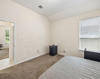 24631 Forest Hiker Court - Photo Thumbnail 20