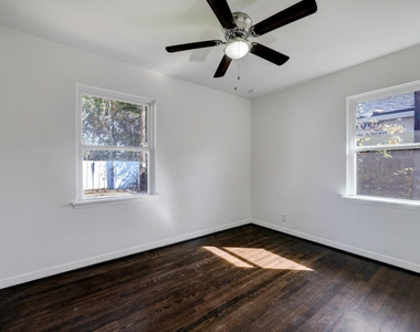 2534 Roy Circle - Photo Thumbnail 12