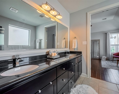 2808 St Emanuel Street - Photo Thumbnail 20