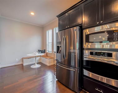 2808 St Emanuel Street - Photo Thumbnail 12
