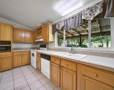 25 Novark Road - Photo Thumbnail 7