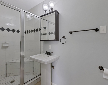 4750 Sanford Road - Photo Thumbnail 11