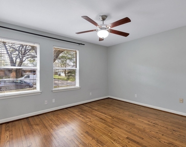 4750 Sanford Road - Photo Thumbnail 9