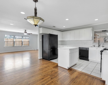 4750 Sanford Road - Photo Thumbnail 5