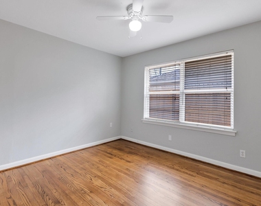 4750 Sanford Road - Photo Thumbnail 8