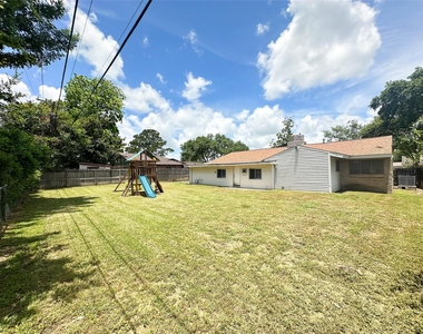 4904 Meadow Lark Lane - Photo Thumbnail 18