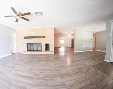 4904 Meadow Lark Lane - Photo Thumbnail 2