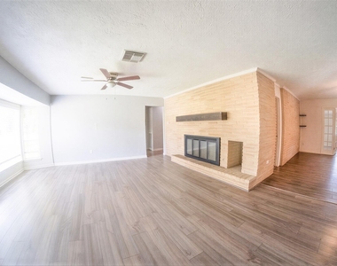 4904 Meadow Lark Lane - Photo Thumbnail 1