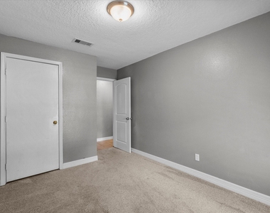 11731 Flushing Meadows Drive - Photo Thumbnail 14
