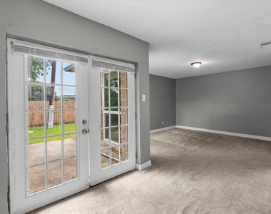 11731 Flushing Meadows Drive - Photo Thumbnail 13