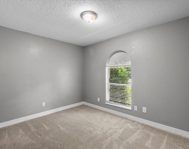 11731 Flushing Meadows Drive - Photo Thumbnail 20