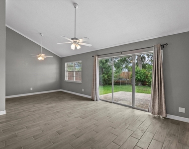 11731 Flushing Meadows Drive - Photo Thumbnail 10