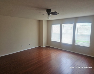 843 Darbydale Crossing Lane - Photo Thumbnail 10