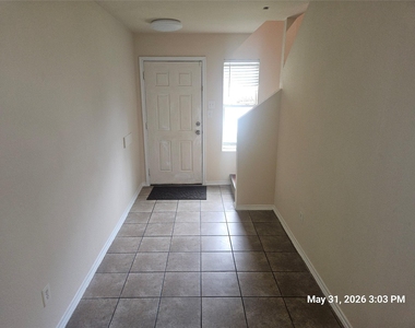 843 Darbydale Crossing Lane - Photo Thumbnail 2