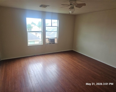 843 Darbydale Crossing Lane - Photo Thumbnail 14