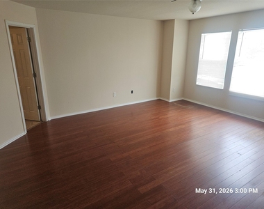 843 Darbydale Crossing Lane - Photo Thumbnail 11