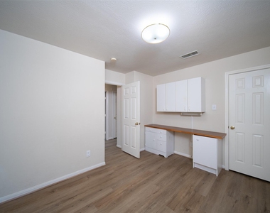 18 Painted Canyon Place - Photo Thumbnail 20
