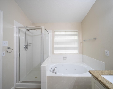 18 Painted Canyon Place - Photo Thumbnail 13