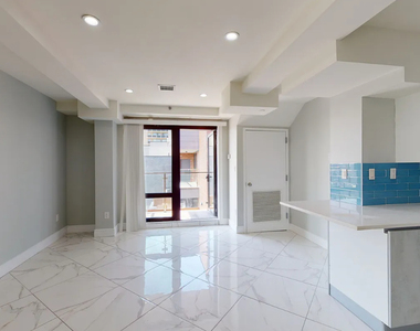 177-30 Wexford Terrace - Photo Thumbnail 2