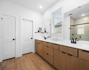 7618 Redbud Orchard Road - Photo Thumbnail 14