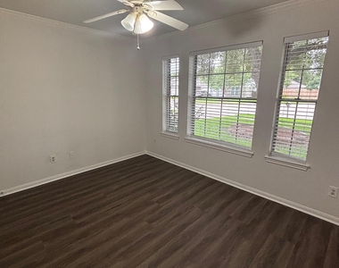 9217 Mohawk Drive - Photo Thumbnail 14