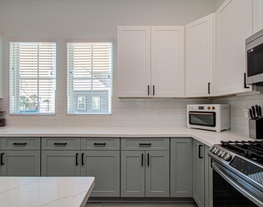 8325 Springwood Creek Lane - Photo Thumbnail 22