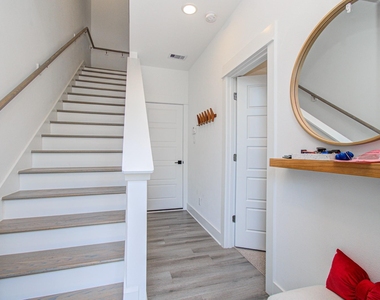 8325 Springwood Creek Lane - Photo Thumbnail 6
