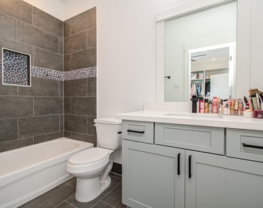 8325 Springwood Creek Lane - Photo Thumbnail 27