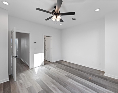 3703 Nagle Street - Photo Thumbnail 1