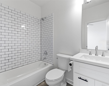 3703 Nagle Street - Photo Thumbnail 8