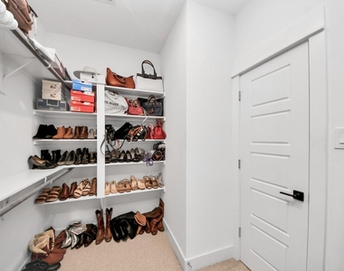 1066 Mansfield Street - Photo Thumbnail 27