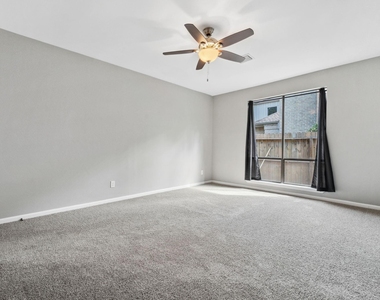 3202 Breezy Pines Court - Photo Thumbnail 12