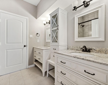 3202 Breezy Pines Court - Photo Thumbnail 17
