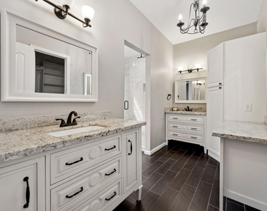 3202 Breezy Pines Court - Photo Thumbnail 13